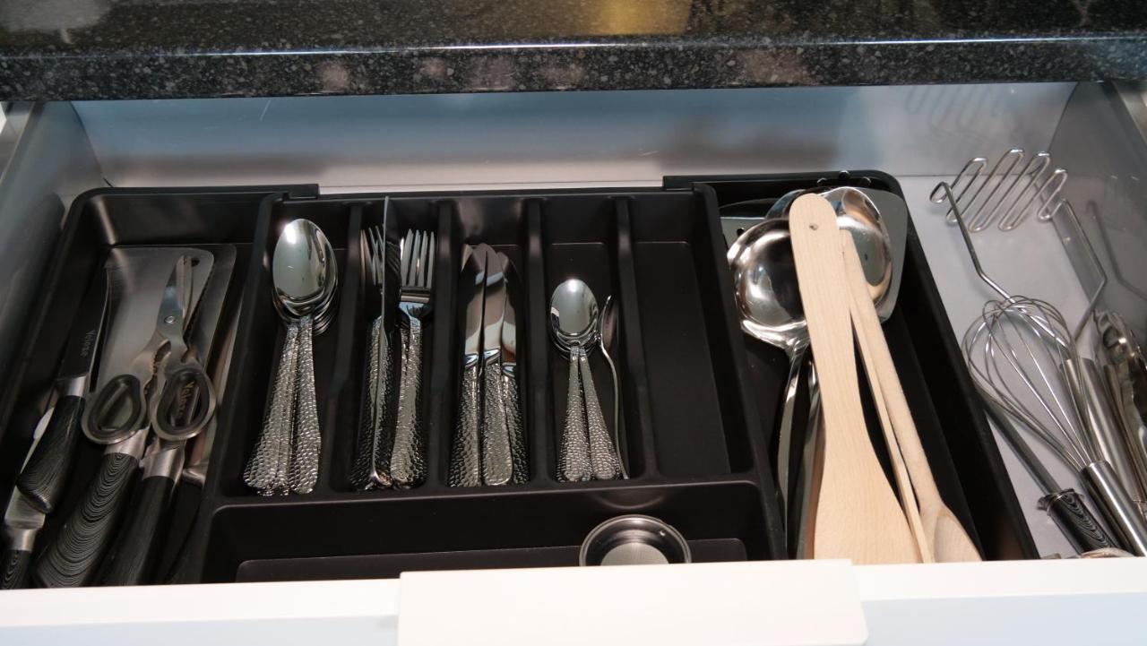 Milton Keynes Luxury Short Stay House With Wifi And Free Parking Wolverton  Ngoại thất bức ảnh